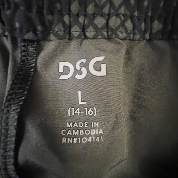 DSG Boys Adventure Shorts,‎ Large, Green/Black - Picture 6 of 9